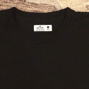 hollister black tshirt